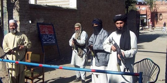 Baku Tembak Tentara Pakistan dan Taliban, 9 Orang Tewas