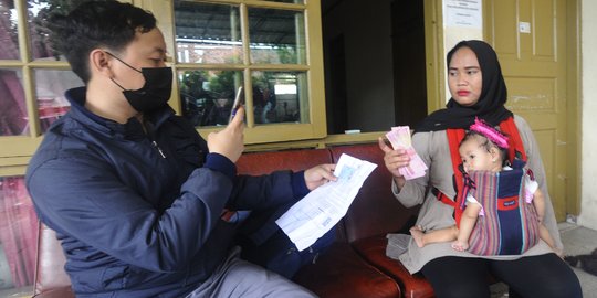 Dana BLT BBM Disalurkan Langsung ke Rumah Warga