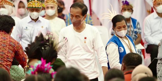 Sebab Jokowi Marah dan Ultimatum Dirjen Imigrasi Dicopot Jika Tak Lakukan Perbaikan