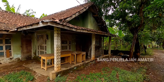 Potret Kampung Terbengkalai yang Tenggelam, Muncul Saat Air Surut