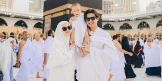 Pulang dari Umroh, Dinda Hauw Umumkan Hamil Anak Kedua