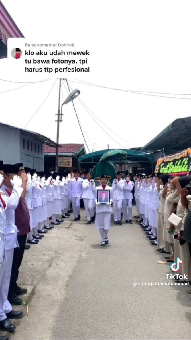 pelatih paskib meninggal di antarkan anak didiknya