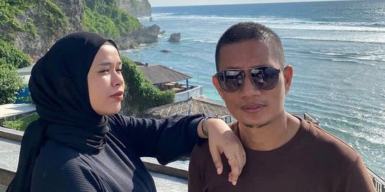 Viral karena Mundur dari Persija, Intip Potret Harmonis Ismed Sofyan dan Istri