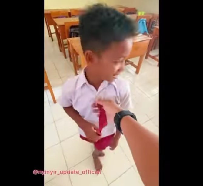 viral guru honorer gaji rp200 ribu bantu murid belikan kebutuhan sekolah