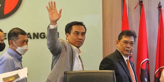 DPR Rapat Bareng Panglima TNI 26 September, Singgung Kasus Effendi Simbolon & Kasad?
