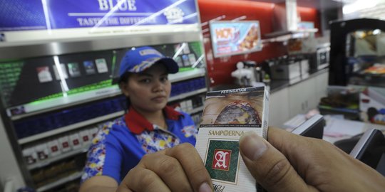 Ada Wacana Tarif Cukai Rokok Naik 2023, Bagaimana Dampaknya ke Nasib Buruh?