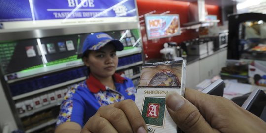 Ada Wacana Tarif Cukai Rokok Naik 2023, Bagaimana Dampaknya ke Nasib Buruh? - Vimarsana News