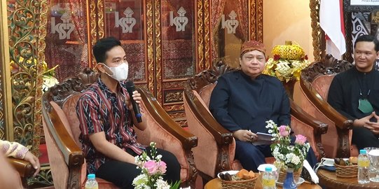 Bertemu Gibran, Menko Airlangga Bicara Budaya Solo