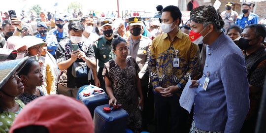 Nelayan Kendal Mengeluh Solar Langka, Ganjar Minta Tambahan Kuota ke Pertamina
