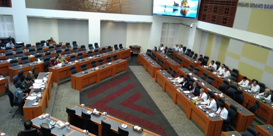 Ketua Banggar: Usulan Penghapusan Listrik 450 VA Agenda Besar Peralihan Energi