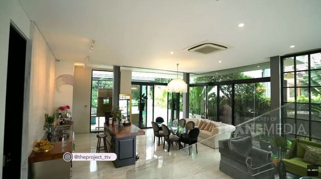 dikabarkan bangkrut usai tertipu rp10 miliar ini potret rumah jessica iskandar yang akan dijual