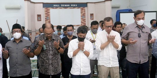 Dewan Pers Gelar Salat Gaib untuk Azyumardi Azra