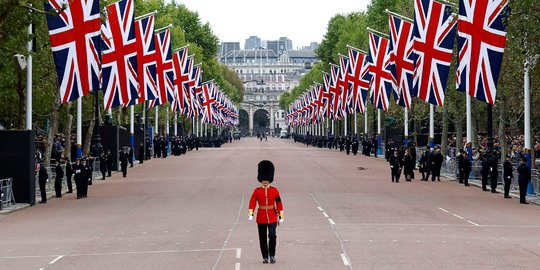 Memantau Persiapan Upacara Pemakaman Ratu Elizabeth II