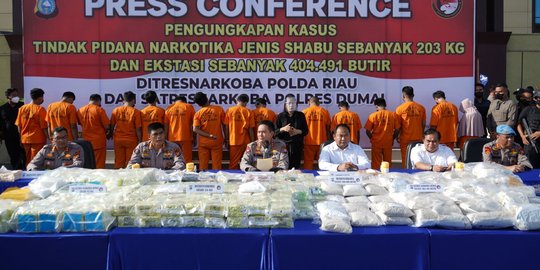 Polisi Gagalkan Peredaran 203 Kg Sabu dan 404.491 Ekstasi di Riau