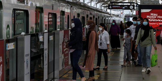 Harga BBM Bersubsidi Naik, Penumpang MRT Jakarta Bertambah