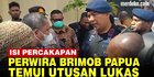 VIDEO: Aksi Humanis Perwira Brimob Temui Utusan Lukas Enembe saat Demo di Papua