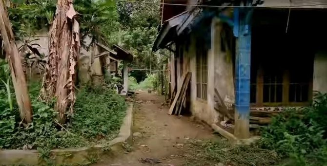 kampung bunter yang ditinggalkan