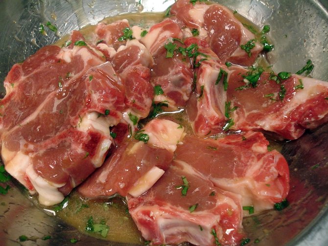 ilustrasi daging kambing