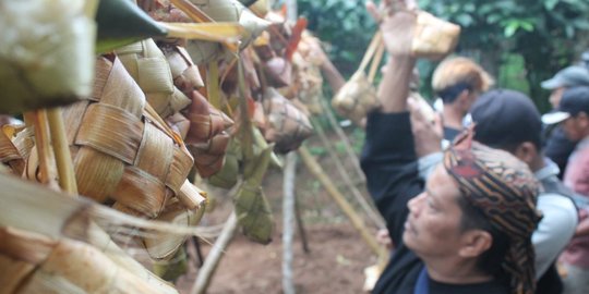 Mengenal Ritual Sidekah Kupat, Jejak Kerajaan Pasundan di Provinsi Jateng
