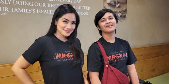 Pemain 'Jailangkung: Sandekala' Titi Kamal & Muzakki Ketagihan Main Film Horor