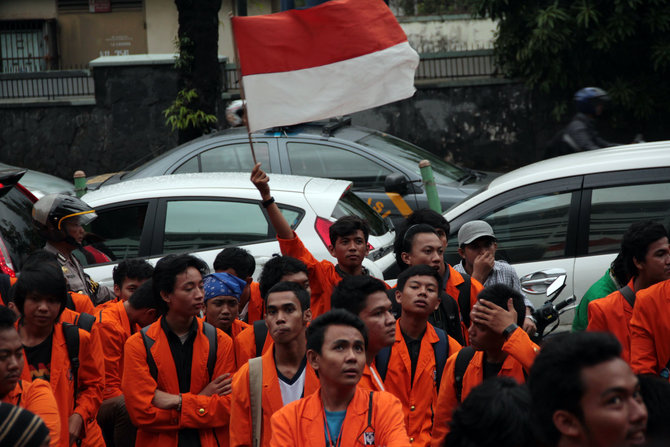 mahasiswa unika tuntut kasus tragedi semanggi 1 diselesaikan