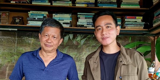 Gibran usai Berdiskusi Bareng Rocky Gerung: Semua Saudara, Tak Ada Cebong Kampret