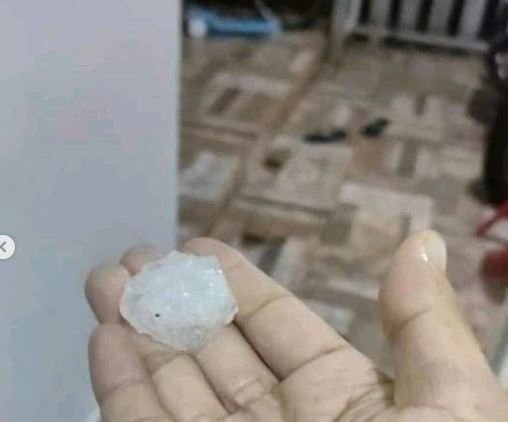 hujan es di kendal