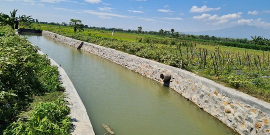 Kementan Bangun Embung, Lahan Pertanian di 3 Desa Teraliri Air