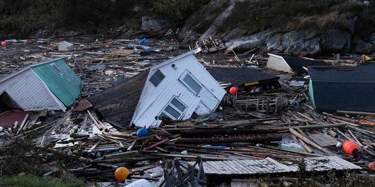Puluhan Rumah Hancur Diterjang Badai Fiona di Kanada