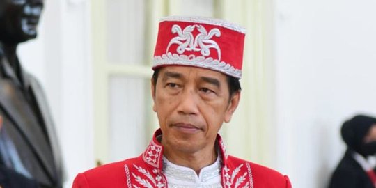 Jokowi Sebut Wisatawan Asing ke Indonesia Naik Dua Kali Lipat Dibanding 2021