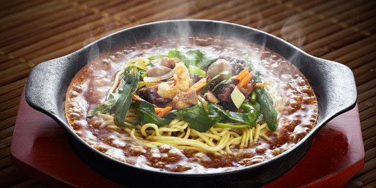 7 Resep Kreasi Mi Kangkung yang Lezat dan Menggugah Selera