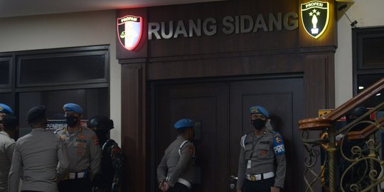 Giliran Kombes Murbani Budi Jalani Sidang Etik Atas Kematian Brigadir J Hari ini