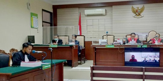 Kasus Korupsi Barang Sitaan, Mantan Pejabat Satpol PP Surabaya Mulai Diadili
