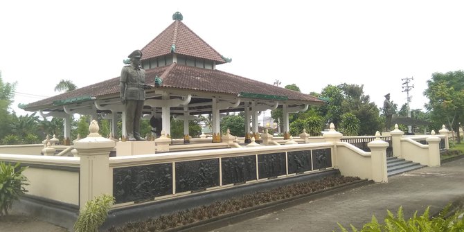 Mengunjungi Monumen Pancasila Kentungan, Jejak Berdarah G30S PKI di ...