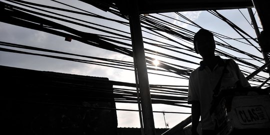 Pemprov Dki Potong 122 Kabel Semrawut Di Jakarta
