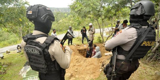 Tembak Mati Teroris MIT, Satgas Madago Raya Amankan 3 Bom dan Senpi