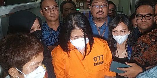 Putri Candrawathi Ditahan, Kamaruddin: Sudah Terlambat