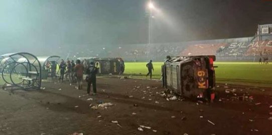 Kondisi Terkini Kericuhan Usai Laga Arema FC versus Persebaya di Stadion Kanjuruhan