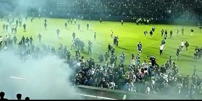 Mahfud MD: Kericuhan Usai Laga Arema FC vs Persebaya Bukan Bentrok Antarsuporter