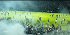 Bunyi Aturan FIFA Larang Pakai Gas Air Mata Tangani Massa Ricuh di Stadion