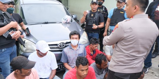 Gerebek Kampung Ambon, Polisi Letuskan Tembakan Peringatan 'Panggil' Pengedar Narkoba