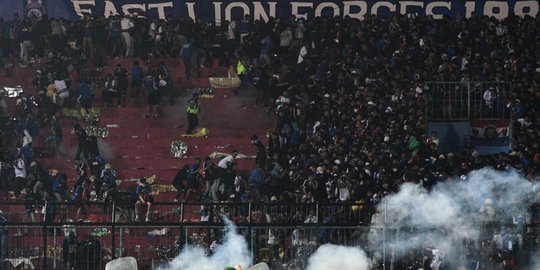 PSSI: Stadion Kanjuruhan Belum Pakai Single Seat, Penonton Bisa Himpit-Himpitan