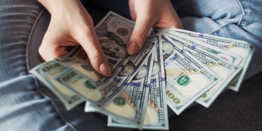 7 Ciri Anak Orang Kaya yang Jarang Disadari, Salah Satunya Mudah Meminjamkan Uang