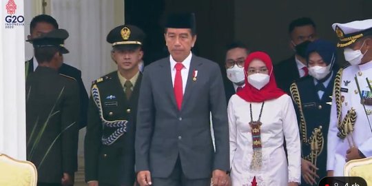 Jokowi Minta TNI Pegang Teguh Jati Diri sebagai Tentara Rakyat