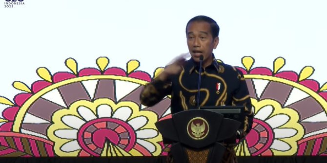 Jokowi Desak Percepat Investigasi Tragedi Kanjuruhan: Barangnya Kelihatan Semua Kok