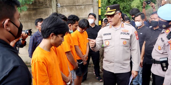 Rampok dan Lukai Pedagang Buah, Komplotan Begal di Kabupaten Bekasi Ditangkap