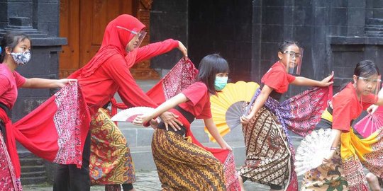 hingga generasi z rev1