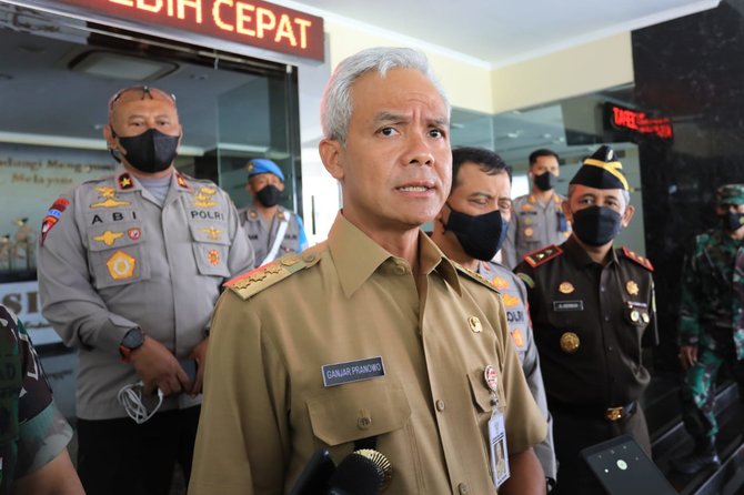 kebijakan ganjar pranowo menghadapi kenaikan harga bbm