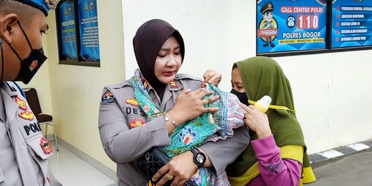 Polres Bogor Pertemukan Ibu dengan Bayi yang Dijual Ayah Sejuta Anak