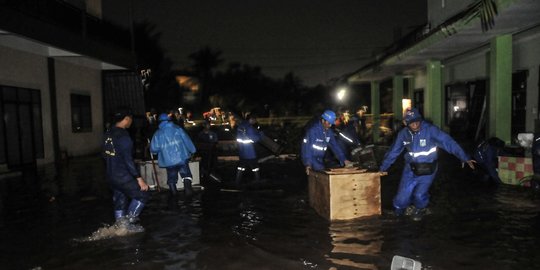 Update Korban Tembok MTSN 19 Pondok Labu Roboh